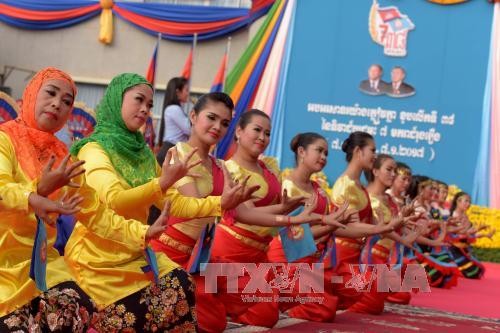 С помощью Вьетнама камбожийский народ одержал историческую победу над геноцидом - ảnh 1